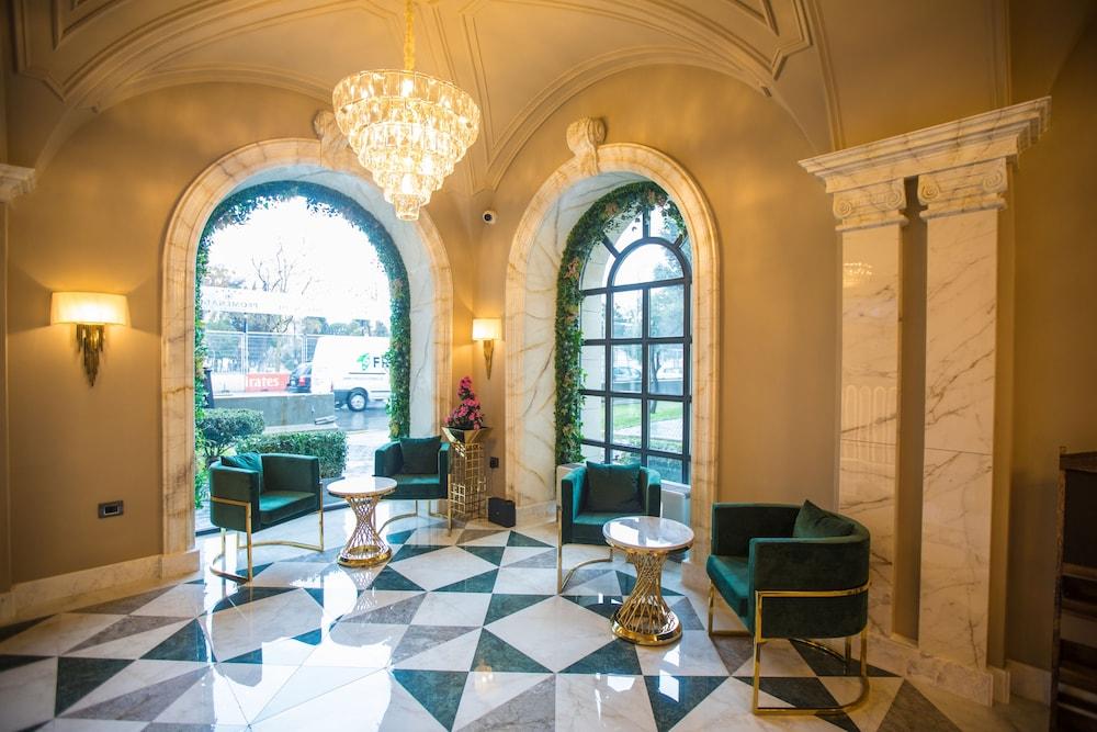 Promenade Hotel Bakú Exterior foto The lobby of the hotel